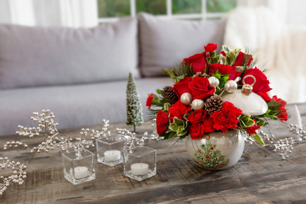christmas flower arrangements to send