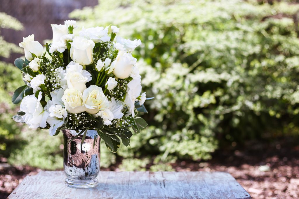 3 Summer Sympathy Flowers to Send Loved Ones