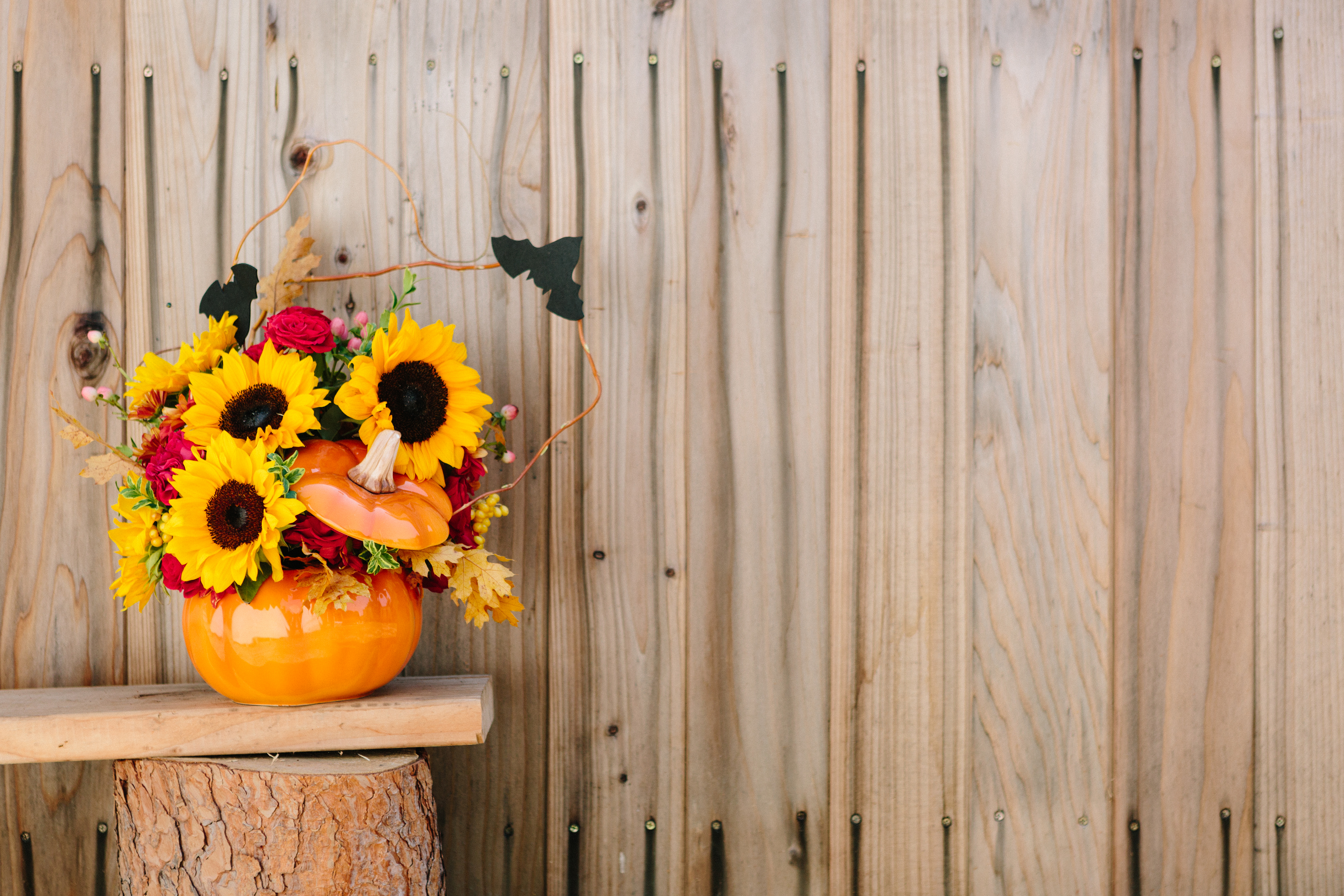 Fun And Spooky Halloween Flower Arrangements For Decorating Teleflora Blog